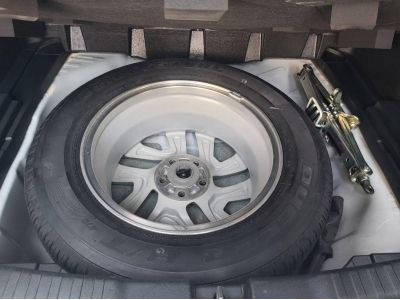 HONDA CRV 2.0 E 4WD ปี2016 สีขาวมุก รถมีประวัติเข้าศูนย์ตลอดไม่เคยติดแก๊ส มือเดียวออกห้างป้ายแดง รูปที่ 14